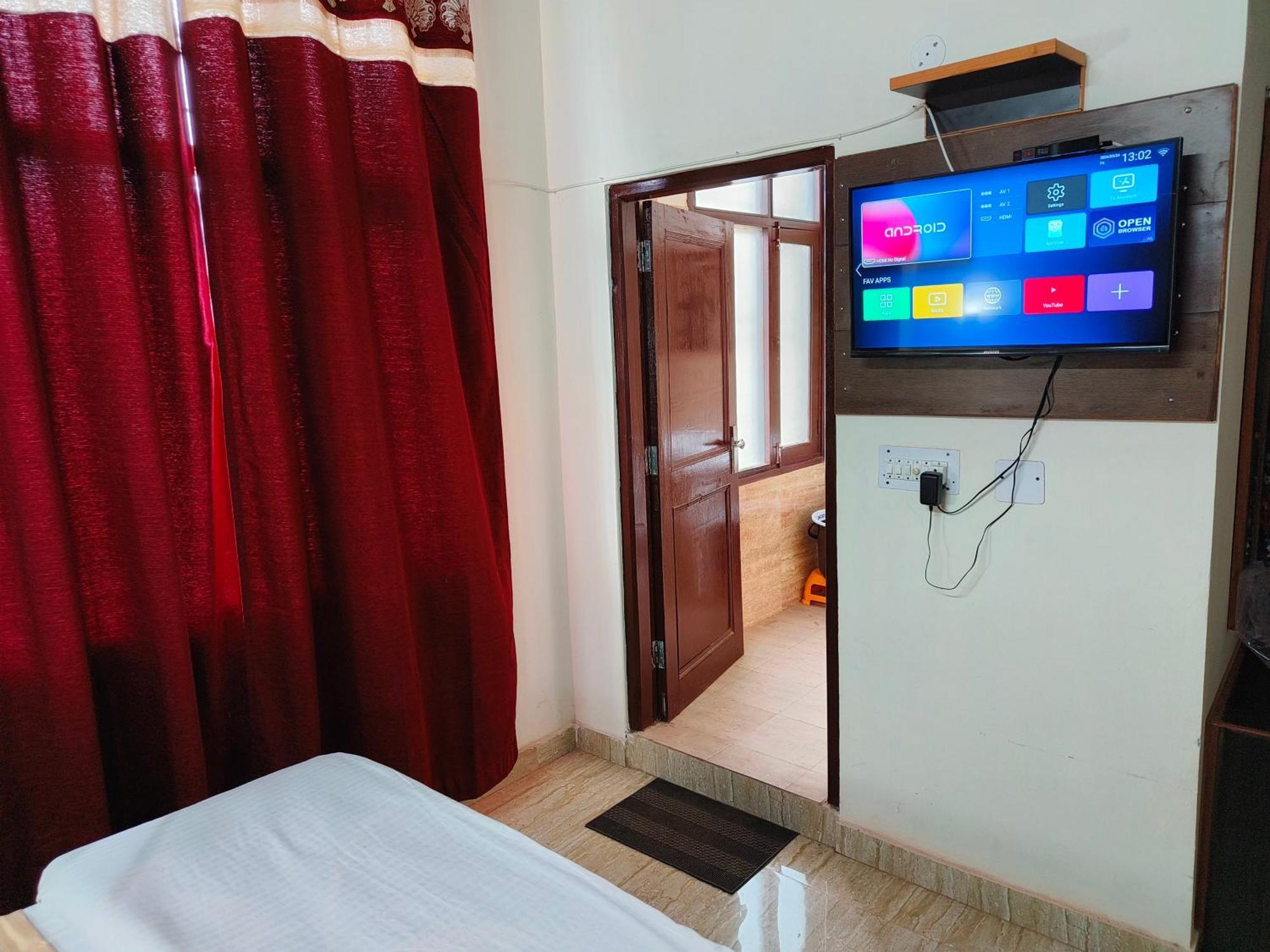 The Eminence Resort & Gym Solan Exteriör bild