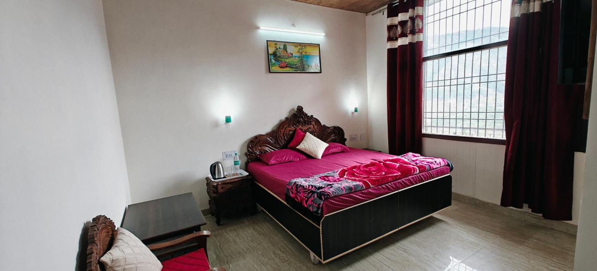The Eminence Resort & Gym Solan Exteriör bild